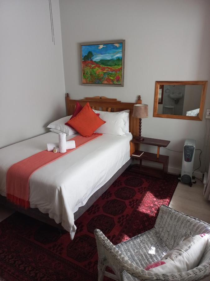 Dreamers Guesthouse - No Loadshedding King William's Town Ngoại thất bức ảnh